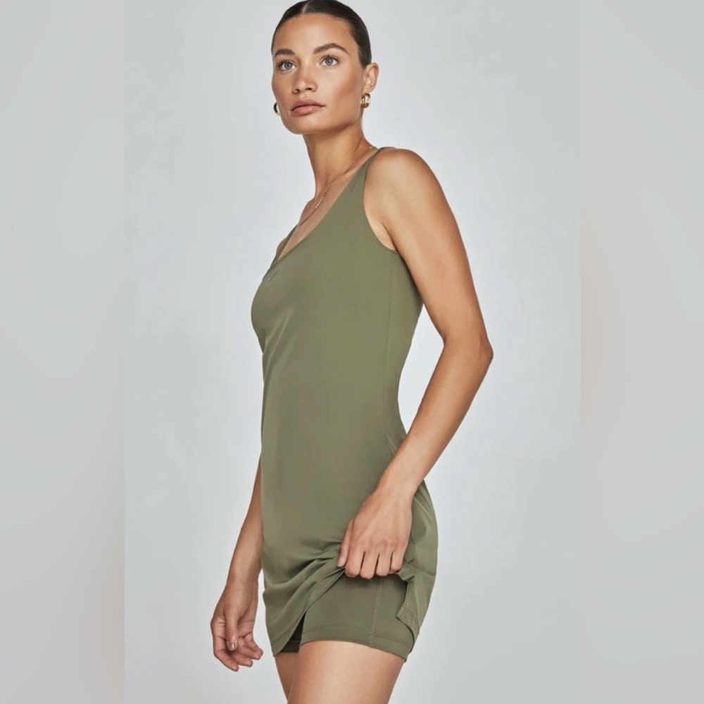 Nike Bliss Luxe Dress
